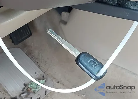 2005 Honda Accord 2.4 Ex z USA, uszkodzony, nr VIN 1HGCM56855A010781